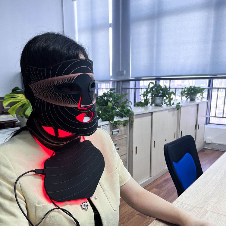 Flexible LED Red Light Therapy Mask – Anti‑Aging Skin Rejuvenation Beauty Device for Home Use