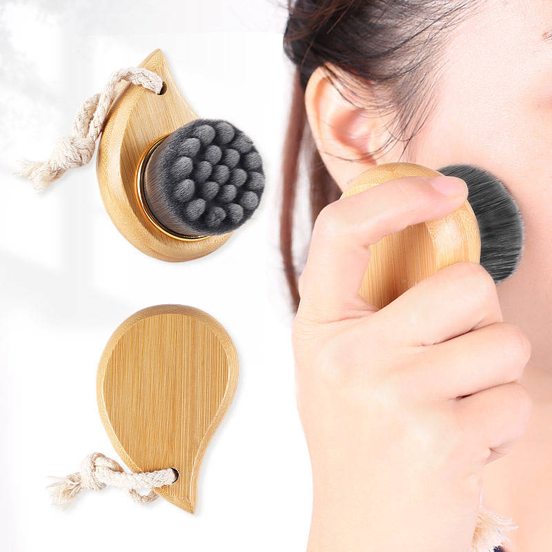 Manual Facial Cleansing Brush – Charcoal Fiber Face Brush with Bamboo Handle, Soft Skin Care Tool & Pore Cleaner
