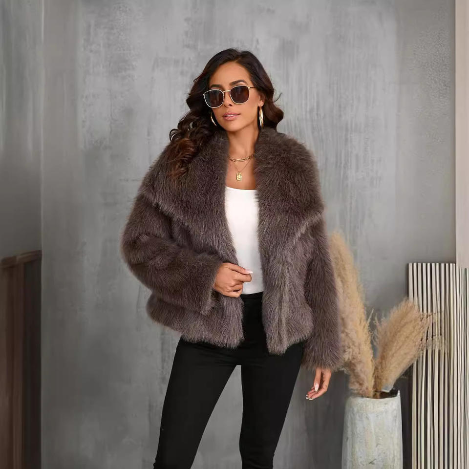 European & American Women’s Faux Fur Jacket – Fluffy Plush Rabbit Style Short Coat with Large Lapel